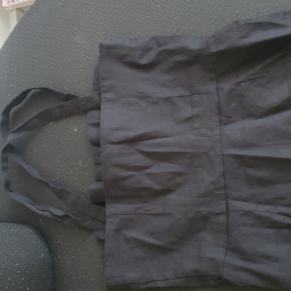 Dress - Picture 6 of 6